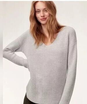 Aritzia Wilfred Free Wolter Merino Wool Sweater Womens Cream VNeck Waffle Knit